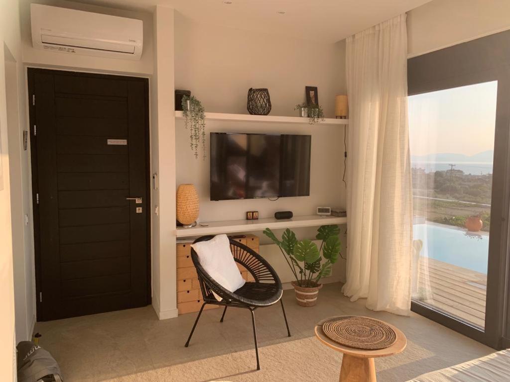 Villa Karma Paleros المظهر الخارجي الصورة